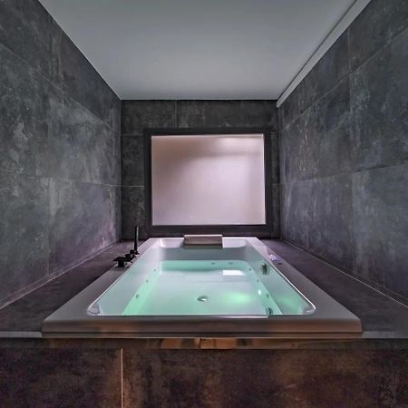 La Brisa Aparthotel Capo dʼOrlando Екстериор снимка